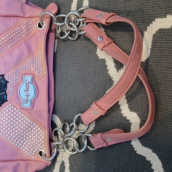 Betty Boop Large Pink Studded Shoulder Bag - Picture 8 of 16